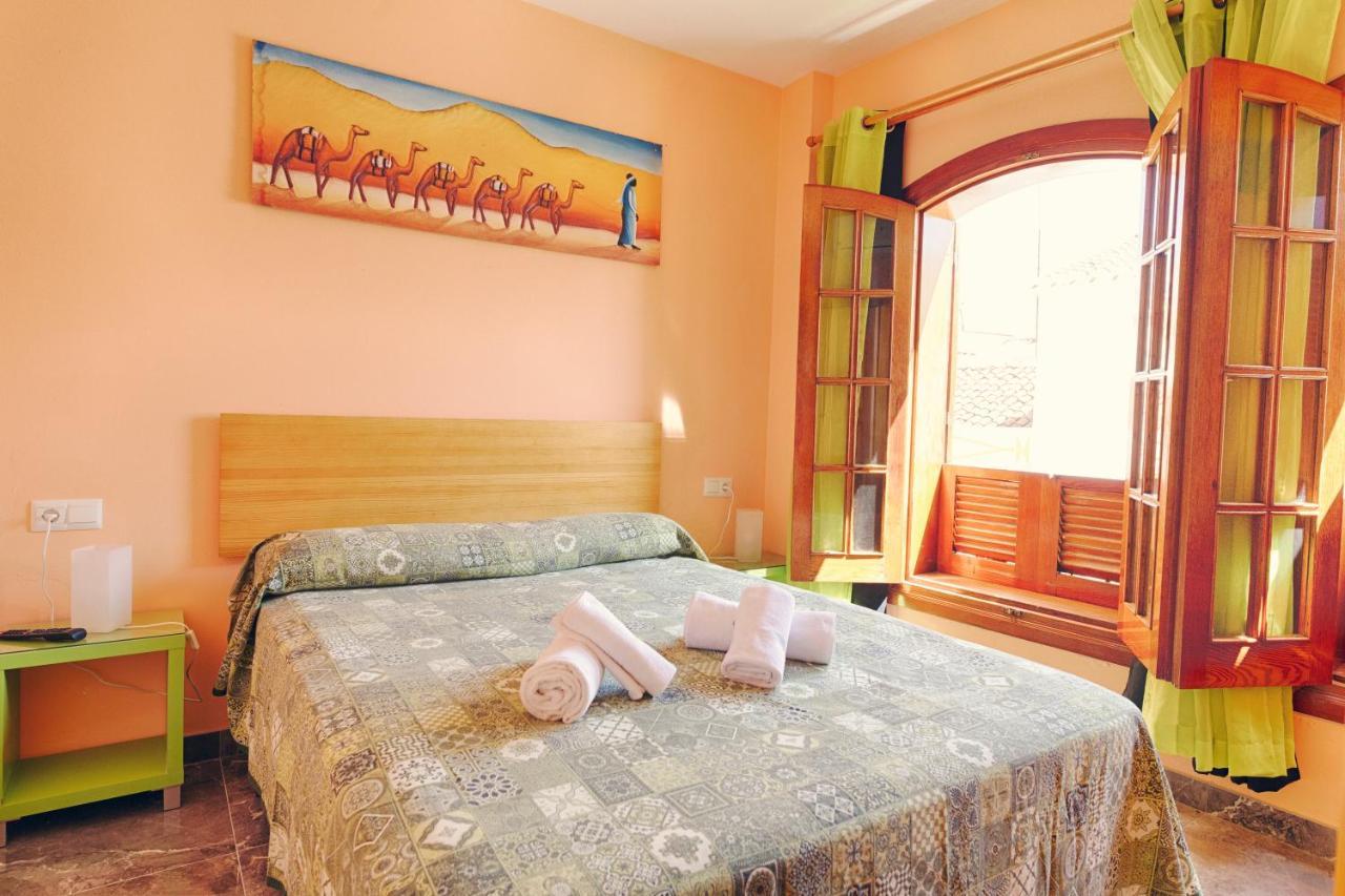 Charming Nerja Hostel מראה חיצוני תמונה